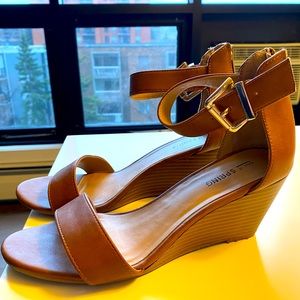 Like New Kitten Wedge Sandals